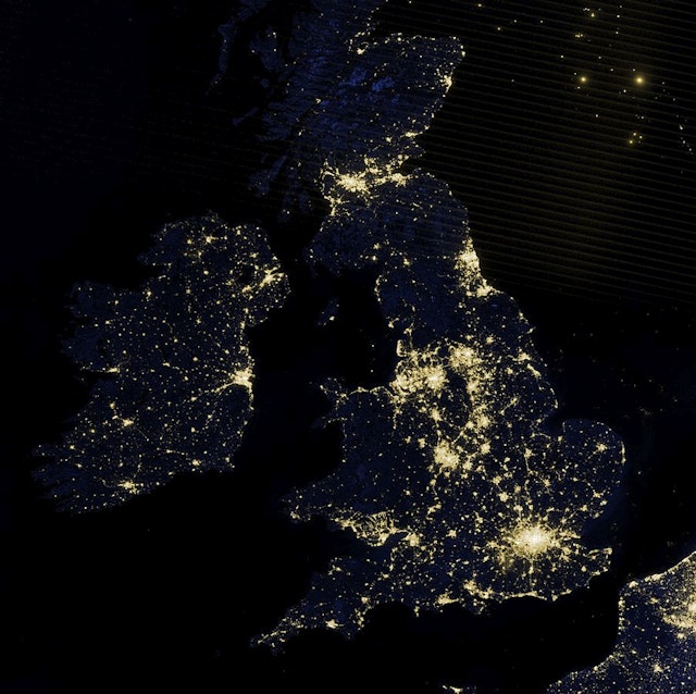 Are settlements distributed equally across the UK?